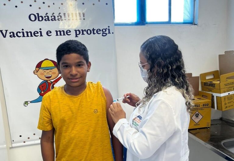 Vacina contra a gripe é ampliada para trabalhadores da saúde e outros públicos